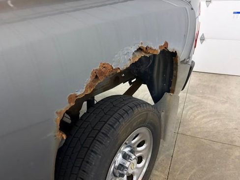 Used 2011 Chevrolet Silverado 1500 W/T w/ LS Package RWD image 16