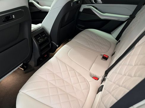 Used 2026 BMW X5 sDrive40i w/ Premium Package image 20