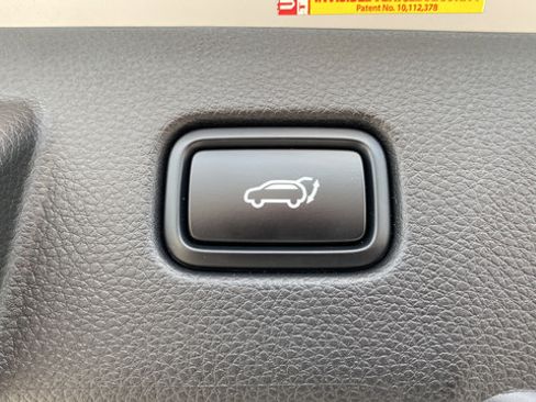 Certified 2024 Kia Seltos SX w/ SX Sunroof Package AWD/4WD image 31