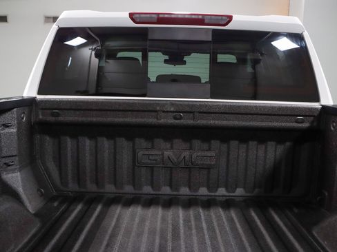 Used 2022 GMC Sierra 1500 Elevation w/ Preferred Package AWD/4WD image 31
