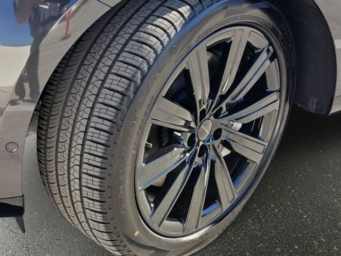 New 2026 Land Rover Range Rover SE image 34