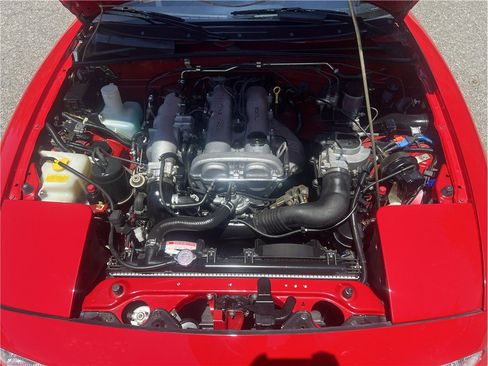 Used 1991 MAZDA MX-5 Miata RWD image 19