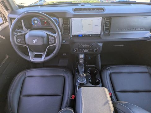New 2025 Ford Bronco Badlands image 15