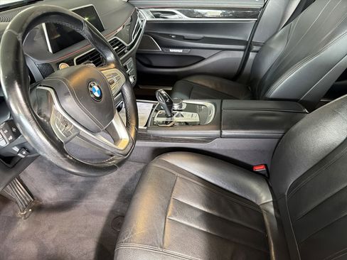 Used 2018 BMW 740i RWD image 4