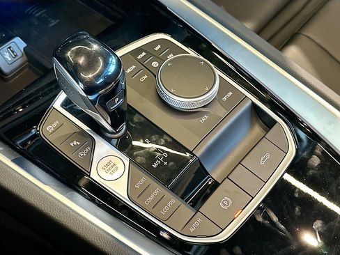New 2026 BMW Z4 M40i w/ Shadowloine Package RWD image 13