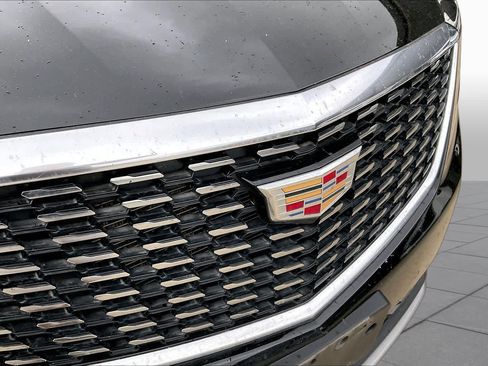 Used 2025 Cadillac XT5 Premium Luxury w/ LPO, Floor Liner Package FWD image 28