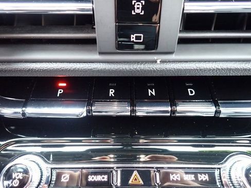 Used 2022 Lincoln Corsair AWD w/ Equipment Group 101A image 25