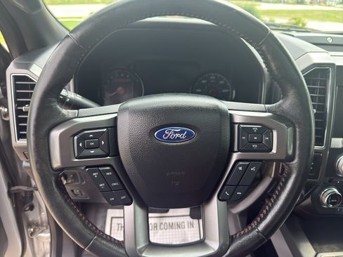 Used 2018 Ford F150 Lariat w/ Equipment Group 502A Luxury AWD/4WD image 20