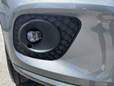 Used 2022 Mercedes-Benz GLB 250 image 13