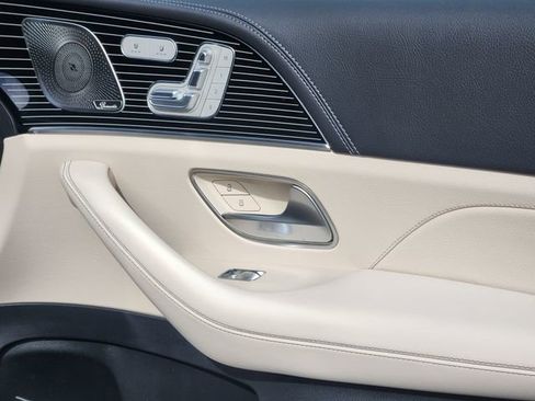 New 2026 Mercedes-Benz GLE 53 AMG 4MATIC Coupe image 19
