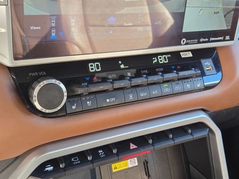 Used 2023 Toyota Tundra 1794 Edition image 29