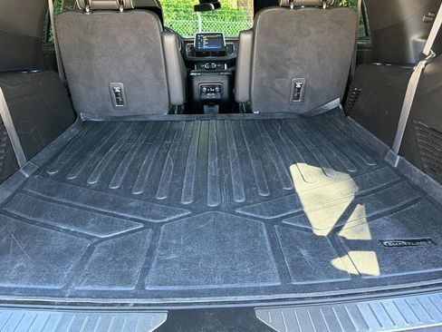 Used 2023 Chevrolet Tahoe Premier image 20