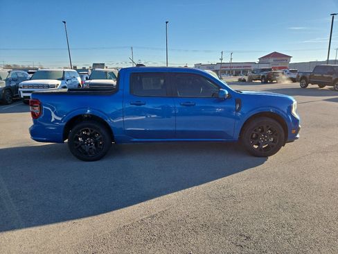 Used 2025 Ford Maverick Lobo image 2