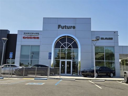 Used 2024 GMC Sierra 1500 SLT image 32