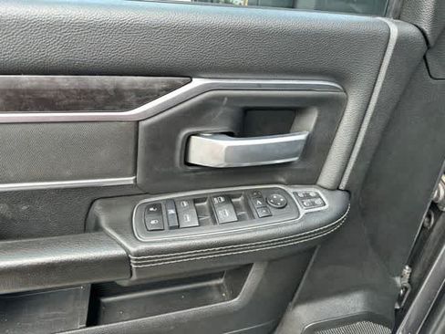 Certified 2024 RAM 2500 Big Horn AWD/4WD image 9