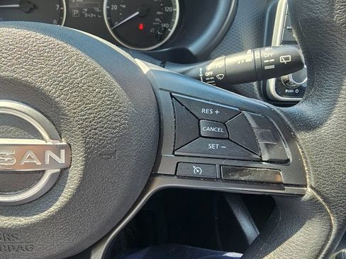 Used 2024 Nissan Kicks S FWD image 28