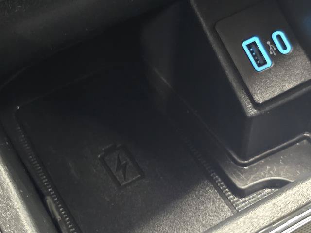 Used 2024 Ford Edge Titanium AWD/4WD image 22