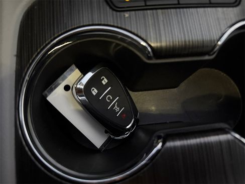 Certified 2023 GMC Acadia SLT image 32