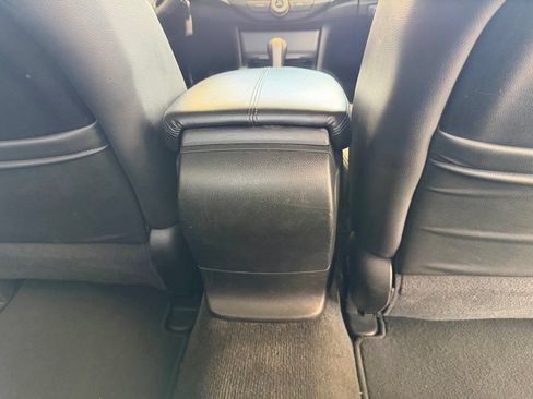 Used 2012 Honda Accord SE image 24