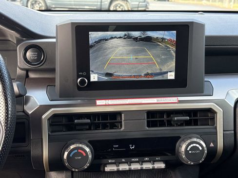 Used 2025 Toyota Tacoma SR5 image 20