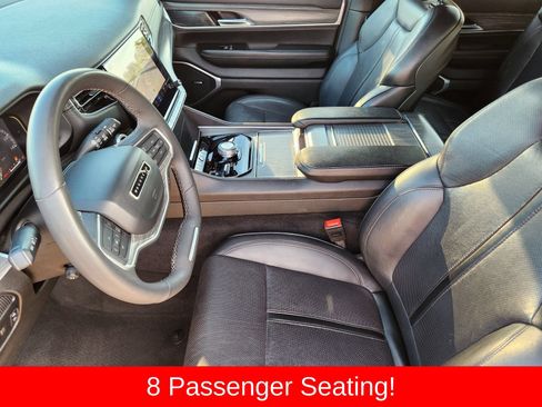 Used 2024 Jeep Wagoneer Series II w/ Flexible Seating Group AWD/4WD image 22