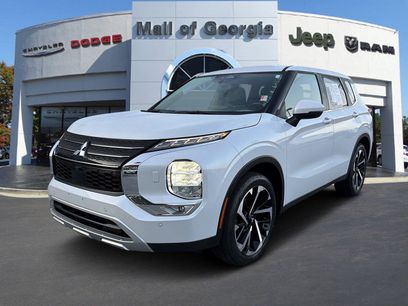 Used 2024 Mitsubishi Outlander SE