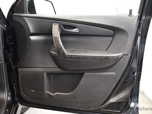 Used 2011 GMC Acadia Denali image 13