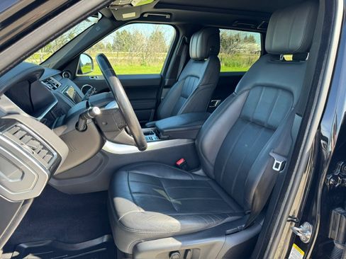 Used 2019 Land Rover Range Rover Sport HSE AWD/4WD image 28