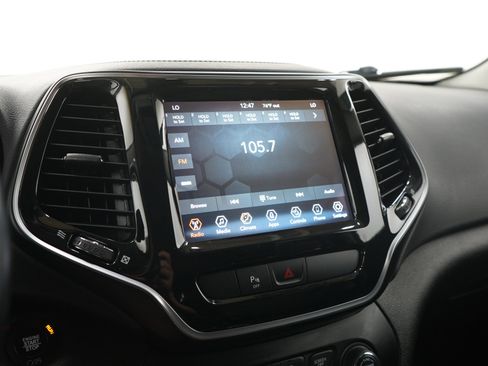 Used 2020 Jeep Cherokee Limited AWD/4WD image 27