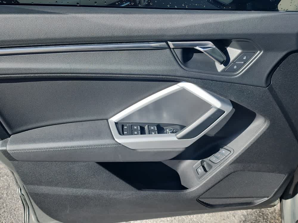 Used 2024 Audi Q3 2.0T Premium AWD/4WD image 21