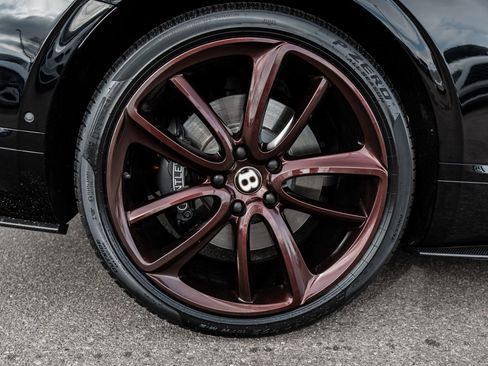 Used 2020 Bentley Continental GT image 15