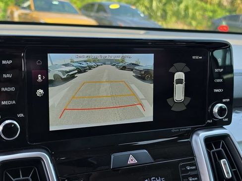 Certified 2023 Kia Sorento EX w/ Panoramic Sunroof Package FWD image 27