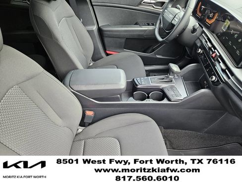 New 2026 Kia Sportage LX FWD image 10