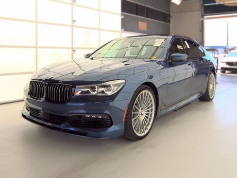 Used 2018 BMW ALPINA B7 xDrive AWD/4WD image 5
