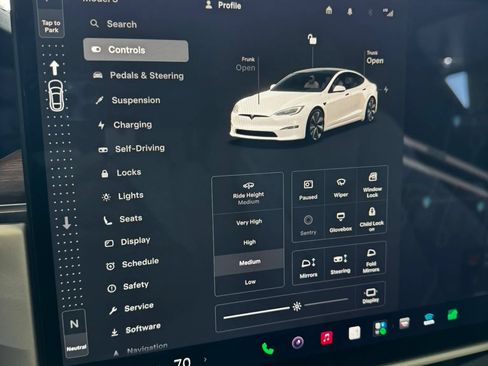 Used 2022 Tesla Model S Standard Range AWD/4WD image 29