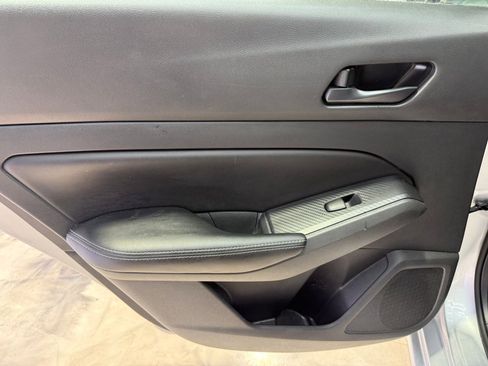 Used 2024 Nissan Altima 2.5 SV image 30