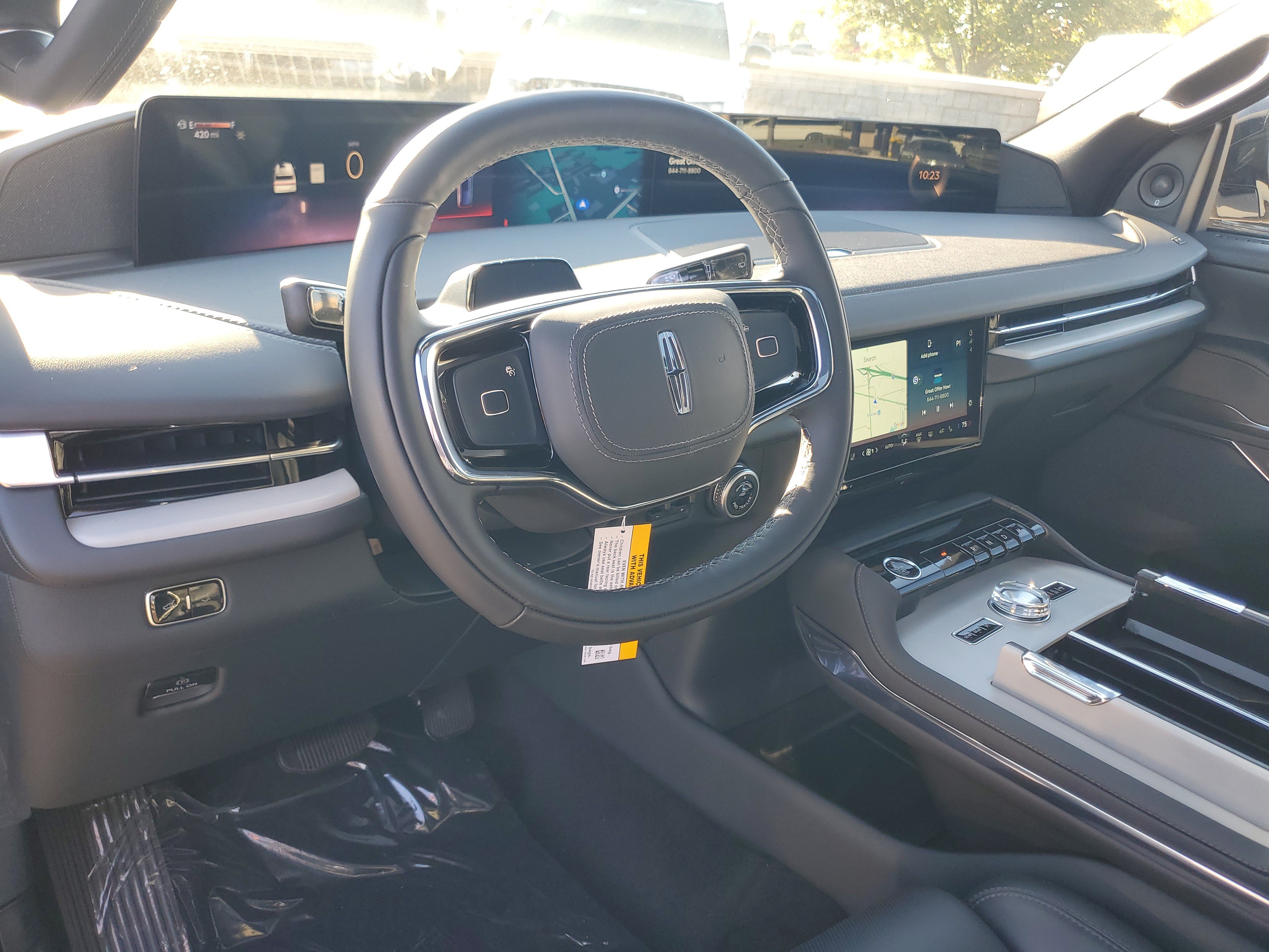 New 2027 Lincoln Navigator Reserve w/ Jet Appearance Package AWD/4WD image 14