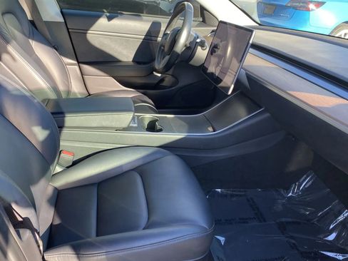 Used 2018 Tesla Model 3 Long Range image 6