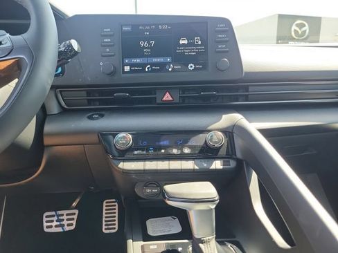 New 2026 Hyundai Elantra SEL Sport FWD image 15