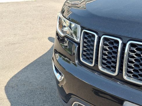 Used 2021 Jeep Grand Cherokee Limited AWD/4WD image 10