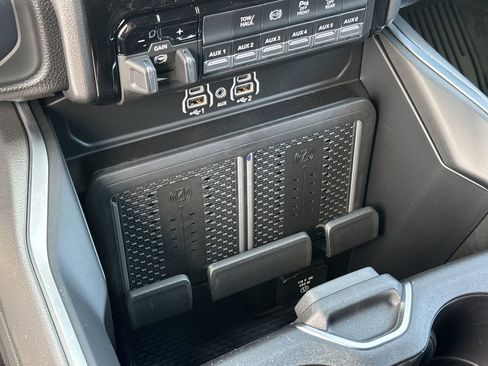 New 2026 RAM 2500 Big Horn AWD/4WD image 35