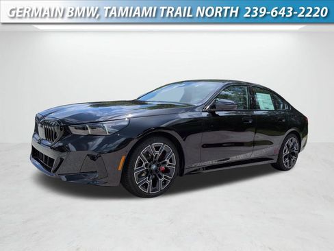 New 2027 BMW 530i RWD image 1