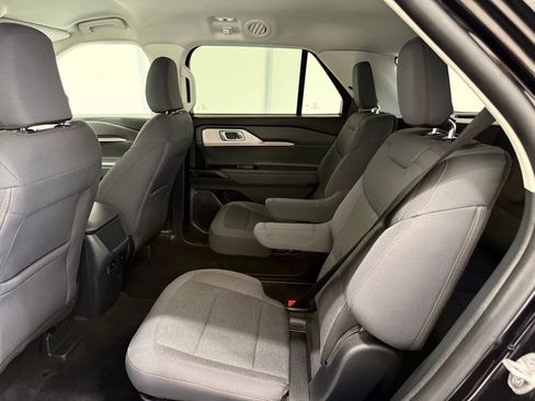 Certified 2025 Ford Explorer Active AWD/4WD image 17