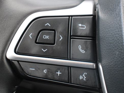 Certified 2022 Toyota Highlander XLE image 27