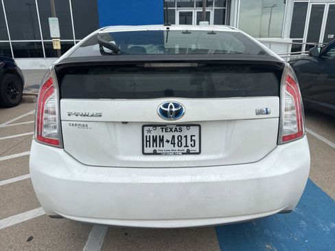Used 2013 Toyota Prius Three FWD image 9