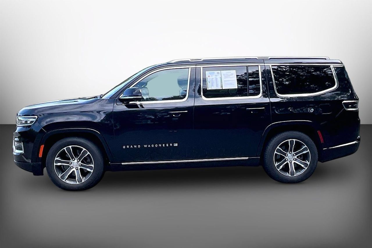 Used 2023 Jeep Grand Wagoneer Series II AWD/4WD image 5