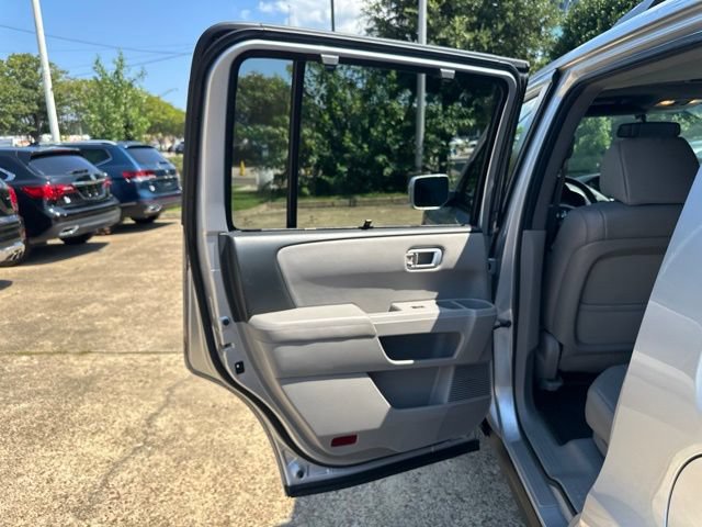 Used 2013 Honda Pilot Touring image 32