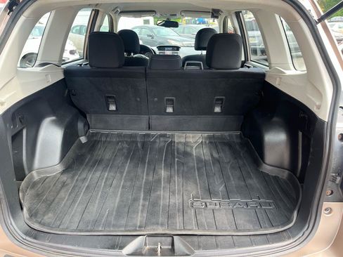 Used 2015 Subaru Forester 2.5i w/ Alloy Wheel Package AWD/4WD image 7