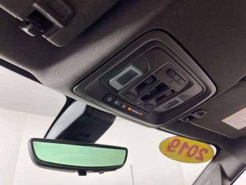 Used 2019 Chevrolet Silverado 1500 LTZ w/ LTZ Premium Package image 26