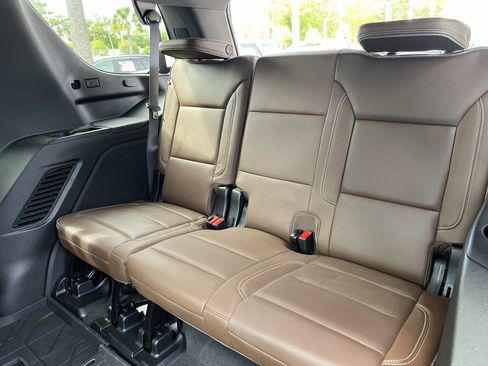 Used 2024 Chevrolet Tahoe High Country image 33